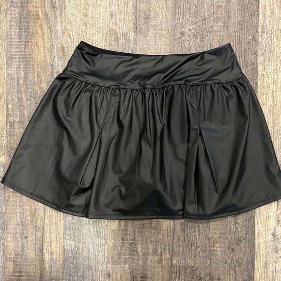 Flared Faux Leather Circle Skirt with Wide Waistband Size Large - Picture 4 of 4